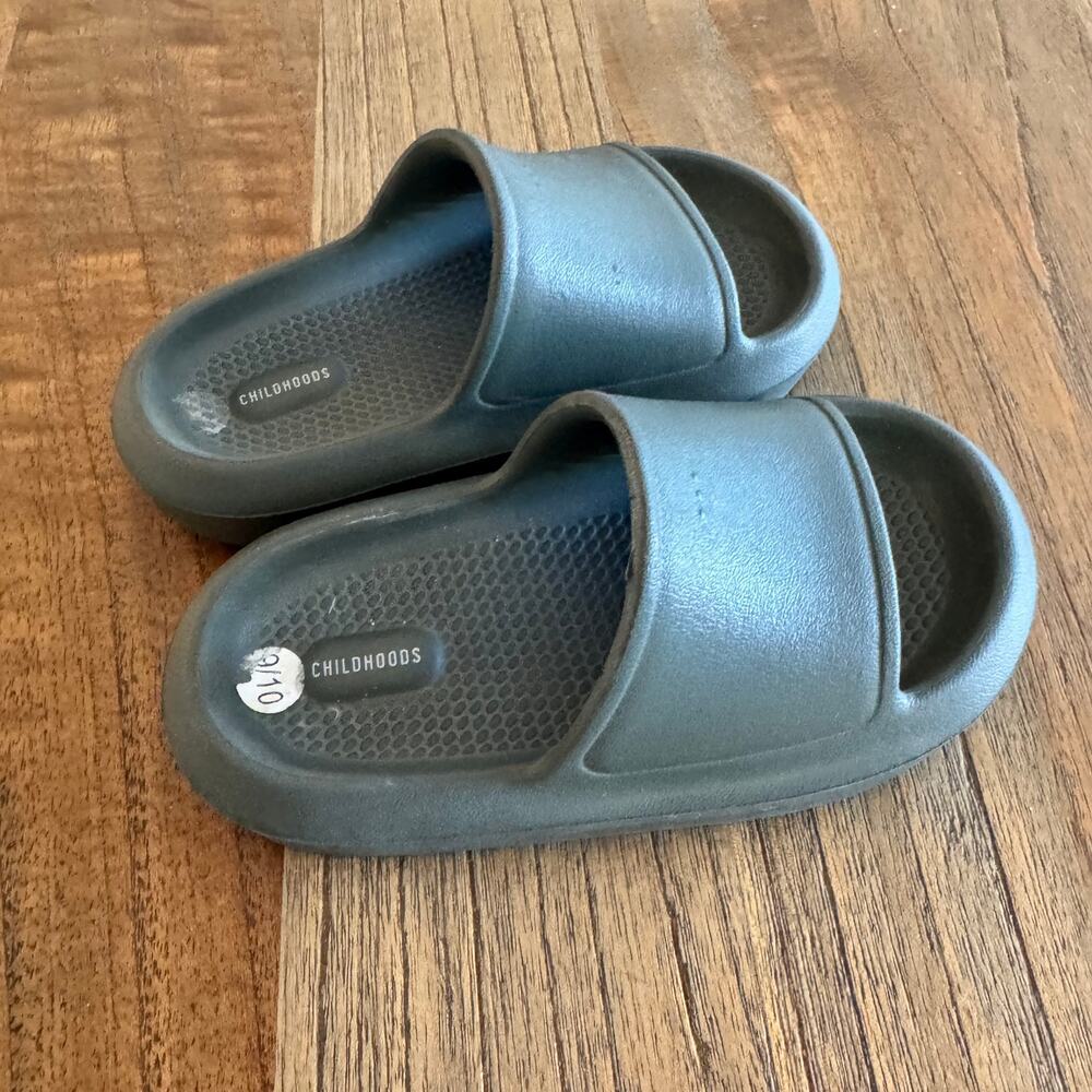 Childhoods Clothing Toddler Slides - Size 9/10 - Picture 6 of 6